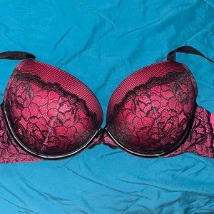 Torrid Push Up Plunge Bra 38DDD triple hook